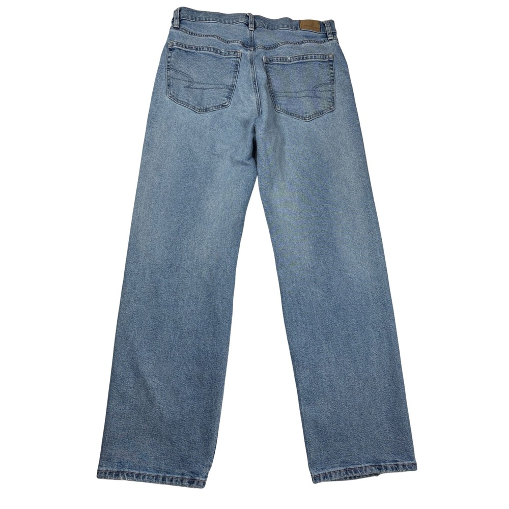 American Eagle Ex-Boyfriend Strigid Light Wash Relaxed Straight Jeans Womens 4R - Picture 4 of 16